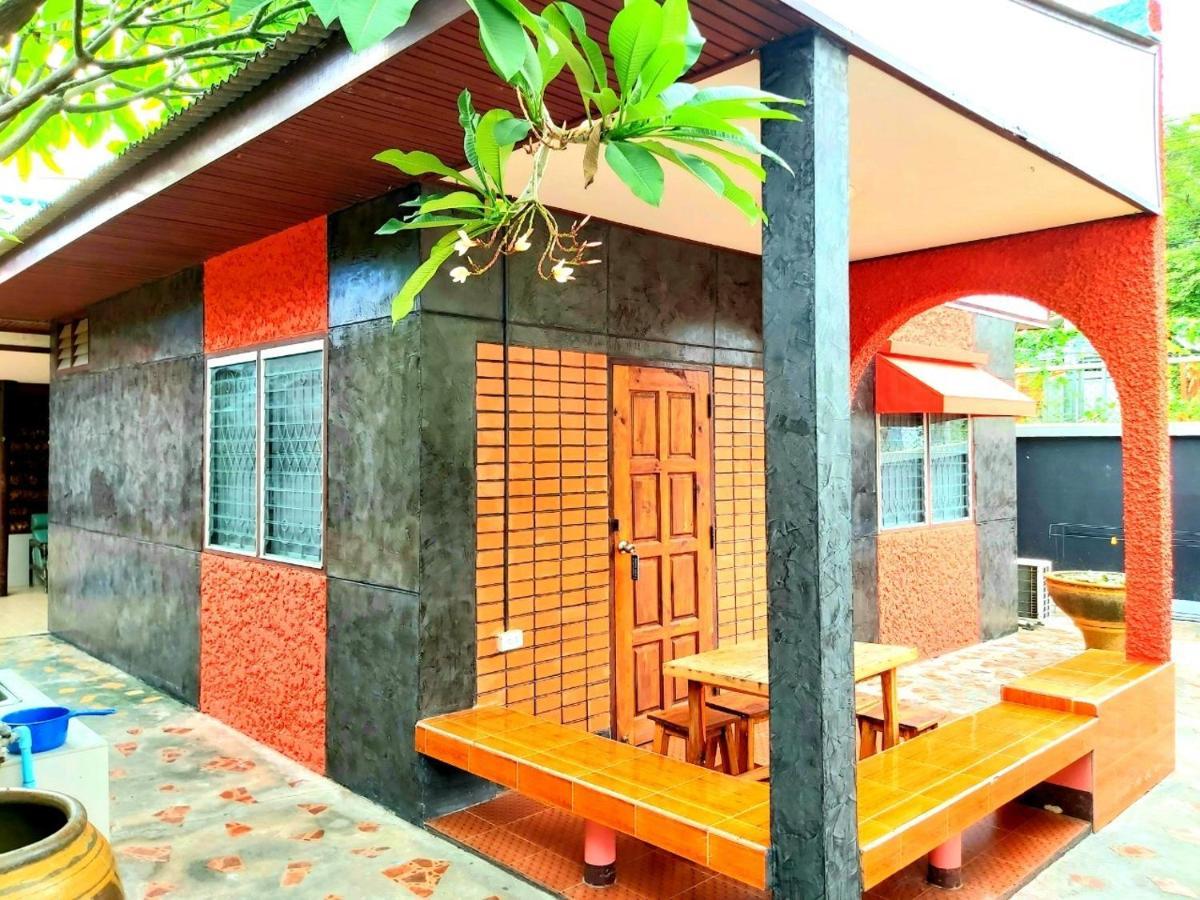 Wilailak Bungalow @ Koh Srichang Ko Si Chang Dış mekan fotoğraf